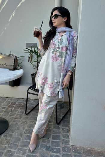Buy_Rainas_Multi Color Cotton, Linen Mandarin The Morning Room Mist Floral Print Kurta Set _Online_at_Aza_Fashions