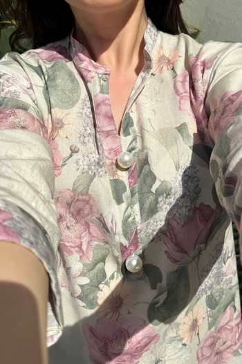 Shop_Rainas_Multi Color Cotton, Linen Mandarin The Morning Room Mist Floral Print Kurta Set _Online_at_Aza_Fashions