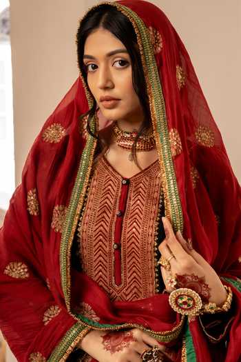 Shop_Nimbu Mirchi_Black Chanderi V-neck Fatima Embroidered Kurta Sharara Set 