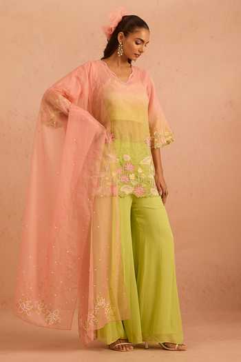 Tarini Vij_Pink Organza, Georgette, Satin V-neck, Square Lehernaz Embroidered Kurta Set _Online_at_Aza_Fashions