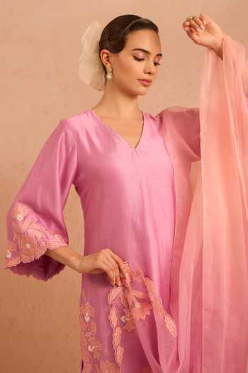 Tarini Vij_Purple Chanderi, Organza V-neck, Yes Ruh Floral Embroidered Kurta Set _Online_at_Aza_Fashions