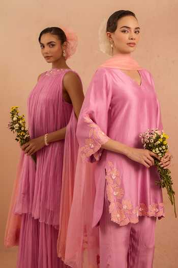 Shop_Tarini Vij_Purple Chanderi, Organza V-neck, Yes Ruh Floral Embroidered Kurta Set _Online_at_Aza_Fashions