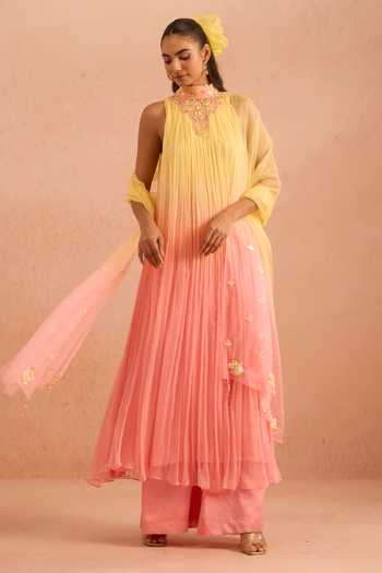 Tarini Vij_Multicolor Chiffon, Georgette, Organza High Neck, Yes Ziyat Ombre Pleated Kurta Set _Online_at_Aza_Fashions