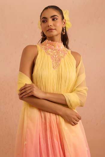 Buy_Tarini Vij_Multicolor Chiffon, Georgette, Organza High Neck, Yes Ziyat Ombre Pleated Kurta Set _Online_at_Aza_Fashions