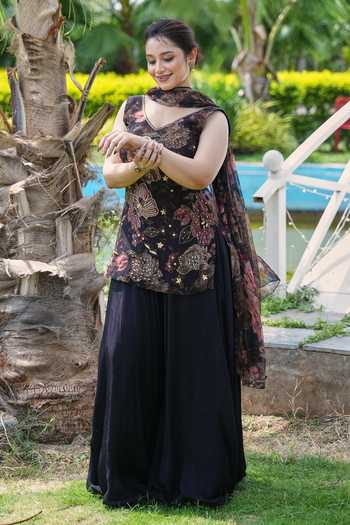 House Of Akshata_Black V-neck, Yes Bloom Embellished Kurta Sharara Set _Online_at_Aza_Fashions