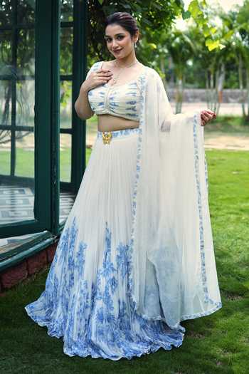 Buy_House Of Akshata_White Georgette Sweetheart Neck Azure Bloom Printed Lehenga Set _Online_at_Aza_Fashions
