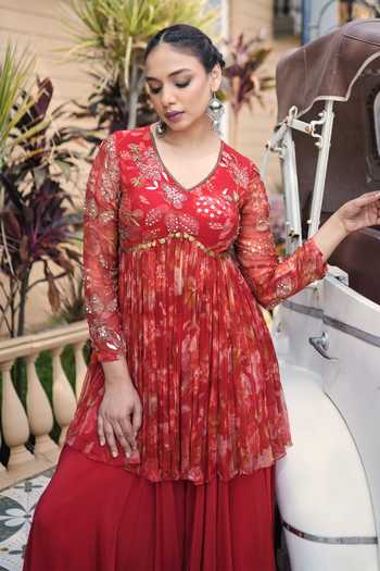 Buy_House Of Akshata_Red Organza, Georgette, Bemberg V-neck Crimson Grace Peplum Top And Sharara Set _Online_at_Aza_Fashions