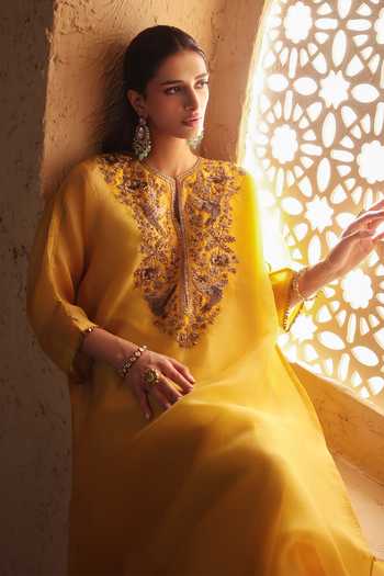 Buy_Label Niti Bothra_Yellow Silk, Organza, Tencel Round Neck Mehrang Kaftan Kurta And Pant Set _Online_at_Aza_Fashions