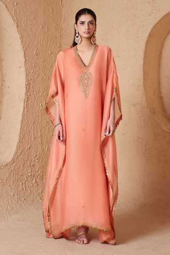 Buy_Label Niti Bothra_Peach Organza V-neck Mehrang Kaftan _Online_at_Aza_Fashions