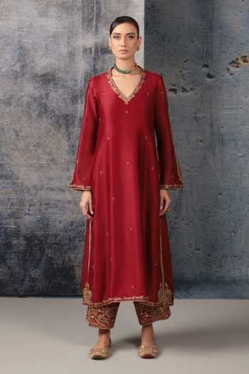Label Niti Bothra_Maroon Silk, , Tencel, Kota Doria, Mehrang Applique Kurta Set _Online_at_Aza_Fashions