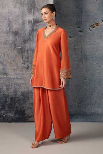 Label Niti Bothra_Orange Silk, Chanderi, Tencel, Organza V-neck Mehrang V Short Kurta Set _Online_at_Aza_Fashions