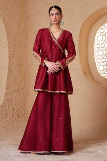 Label Niti Bothra_Maroon Silk, Chanderi, Organza V-neck, Yes Mehrang Angarkha Sharara Set _Online_at_Aza_Fashions