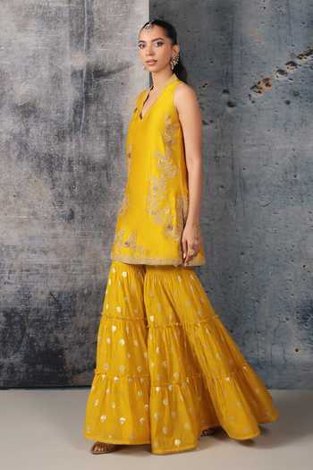 Buy_Label Niti Bothra_Yellow Silk, Chanderi, Organza V-neck Mehrang Sleeveless Sharara Set _Online_at_Aza_Fashions