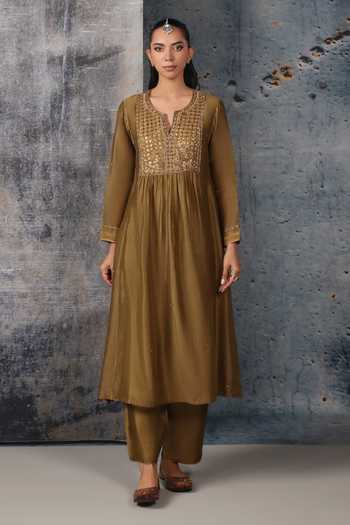 Buy_Label Niti Bothra_Olive Green Silk, Chanderi, Tencel Round Neck Mehrang Kurta And Pant Set _Online_at_Aza_Fashions