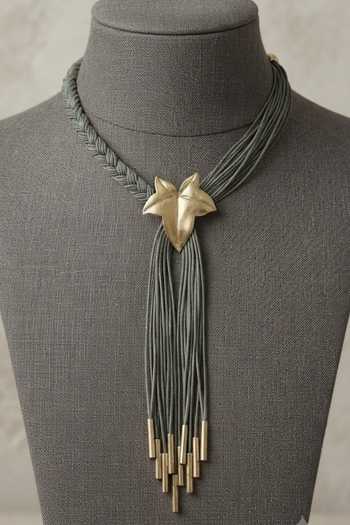 Shop_Zaza By Somya_Green The Ivy Pendant Necklace _at_Aza_Fashions