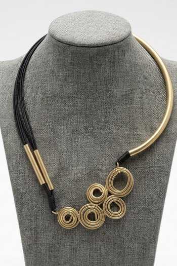 Shop_Zaza By Somya_Black The Spiral Cluster Necklace _at_Aza_Fashions