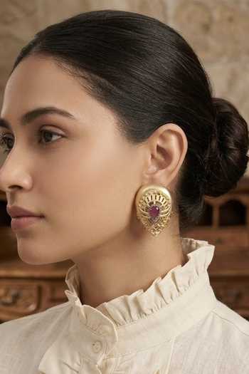 Buy_Zaza By Somya_Gold Plated Sculpted Knot Earrings _at_Aza_Fashions