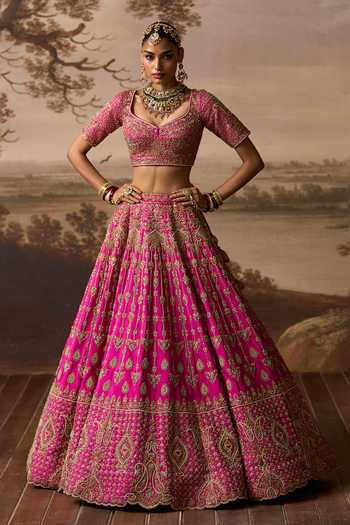 Shop_ANGAD SINGH_Pink Silk Sweetheart Neck Saawan Raw Embroidered Bridal Lehenga Set _Online_at_Aza_Fashions
