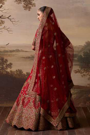 Shop_ANGAD SINGH_Red Silk Sweetheart Neck Jyot Raw Bridal Lehenga Set _at_Aza_Fashions