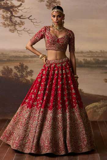 Buy_ANGAD SINGH_Red Silk V-neck Darshan Raw Bridal Lehenga Set 