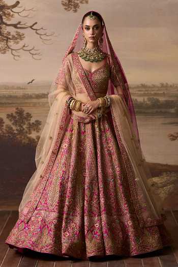 Buy_ANGAD SINGH_Pink Silk Sweetheart Neck Mauj Raw Bridal Lehenga Set _at_Aza_Fashions