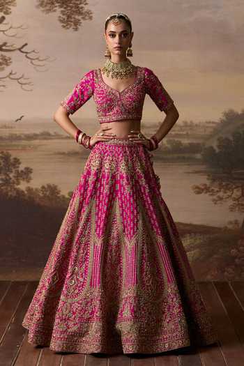 Buy_ANGAD SINGH_Pink Silk V-neck Jharna Embroidered Bridal Lehenga Set 