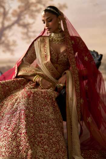 Shop_ANGAD SINGH_Red Silk Sweetheart Neck Sindoori Raw Bridal Lehenga Set _Online_at_Aza_Fashions