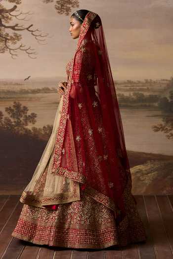 Shop_ANGAD SINGH_Red Silk Sweetheart Neck Sindoori Raw Bridal Lehenga Set _at_Aza_Fashions