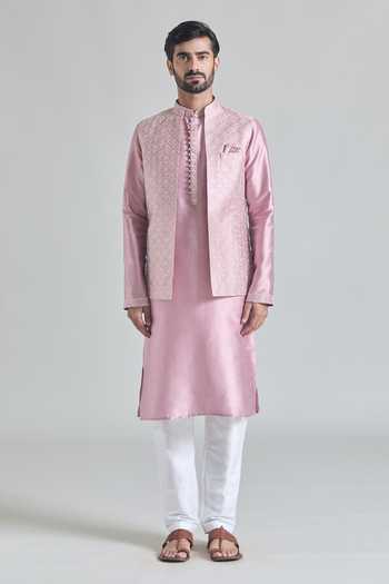 Arihant Rai Sinha_Pink Brocade, Silk Embroidery Floral Bundi Kurta Set _at_Aza_Fashions