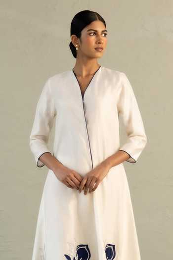 Buy_Charkhee_Ivory Chanderi, Cotton V-neck Placement Embroidered Kurta And Pant Set _Online_at_Aza_Fashions