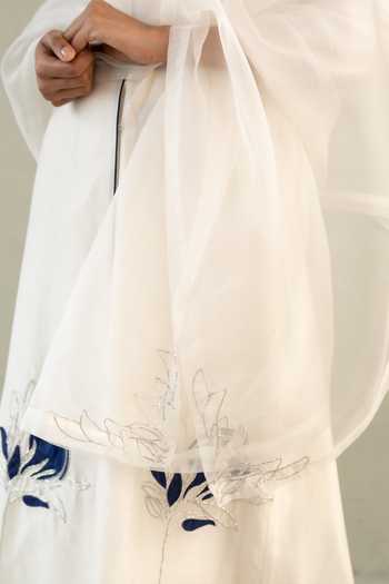 Buy_Charkhee_Ivory Chanderi, Cotton V-neck, Yes Placement Embroidered Kurta Pant Set _Online_at_Aza_Fashions