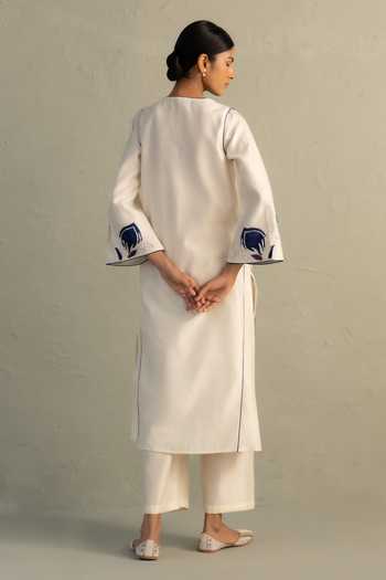 Shop_Charkhee_Ivory Chanderi, Cotton Split V-neck, Yes Lotus Placement Embroidered Kurta Set _at_Aza_Fashions
