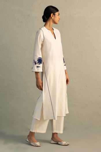 Shop_Charkhee_Ivory Chanderi, Cotton Split V-neck, Yes Lotus Placement Embroidered Kurta Set 