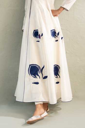 Charkhee_Ivory Chanderi, Cotton Leaf Neck Patchwork Embroidered Anarkali And Pant Set _at_Aza_Fashions