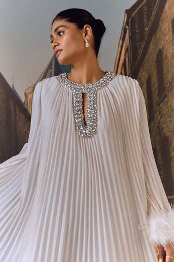 Buy_Maison Aguise_Ivory Georgette Keyhole Neck Ostrich Feather Detailed Pleated Kaftan _Online_at_Aza_Fashions