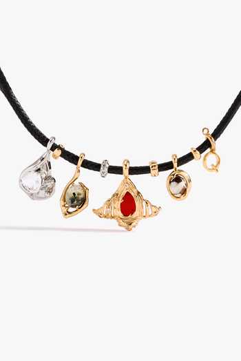 Outhouse_Black Corsair Amulet Bracelet _Online_at_Aza_Fashions