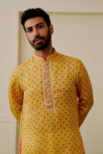 Buy_Gopi Vaid_Yellow Satin, Linen Mahir Printed Kurta Set 