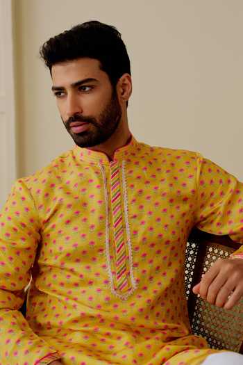 Shop_Gopi Vaid_Yellow Satin, Linen Mahir Printed Kurta Set 