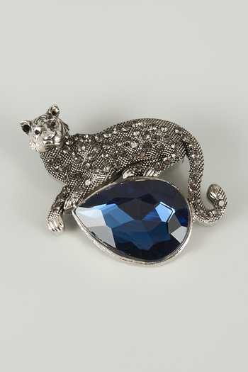 Buy_Salil Bhatia_Silver Leopard Jewel Embellished Brooch _at_Aza_Fashions