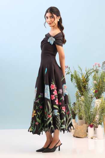 Buy_Ozeqo_Black Neoprene Square Neck Printed Dress With Detachable Draped Wrap 