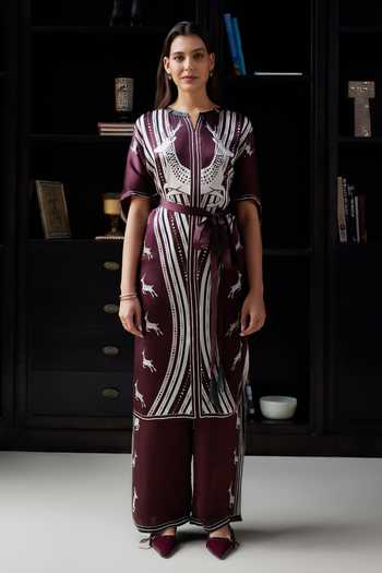 Buy_Kamaali Pret_Burgundy Satin Round Neck Nabha Printed Kaftan And Pant Set _at_Aza_Fashions
