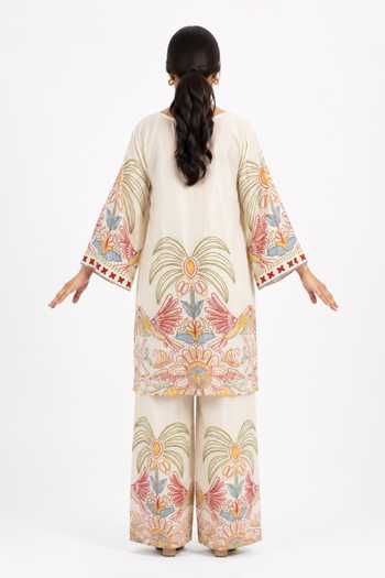 Shop_Poppi_Multi Color Cotton V-neck, Yes Printed Kurta And Palazzo Set _at_Aza_Fashions