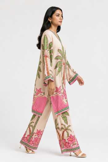 Poppi_Pink Silk, Bemberg V-neck Printed Kurta And Palazzo Set _Online_at_Aza_Fashions