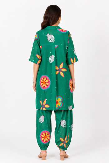Shop_Poppi_Green Cotton Mandarin Collar Printed Kurta And Dhoti Pant Set _at_Aza_Fashions