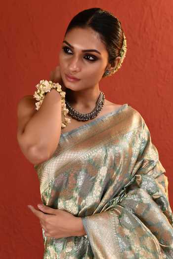 Buy_Vishwa By Pinki Sinha_Green Silk Handwoven Saree With Running Blouse 
