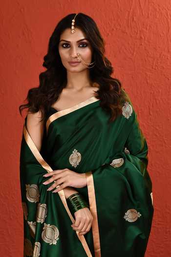 Vishwa By Pinki Sinha_Green Silk Boota Woven Saree With Running Blouse _at_Aza_Fashions