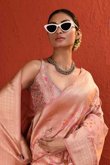 Vishwa By Pinki Sinha_Pink Silk Meenakari Jaal Handwoven Saree With Running Blouse _at_Aza_Fashions