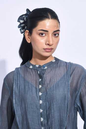 Jayati Goenka_Grey Chanderi Silk Mandarin Collar Kala Tama Yoke Tunic Set _at_Aza_Fashions