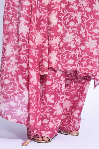 Shop_Jayati Goenka_Pink Chanderi Silk V-neck Sangria Suit Set 