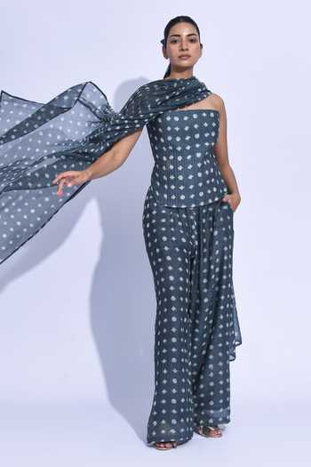 Jayati Goenka_Grey Chanderi Silk Bandeau Neck Charcoal Printed Corset Set _Online_at_Aza_Fashions